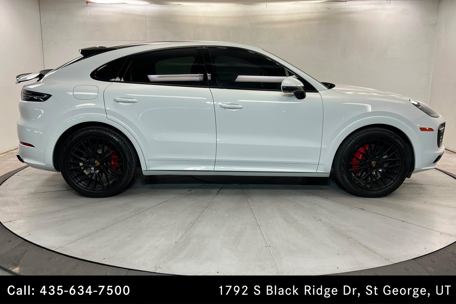 Used 2021 Porsche Cayenne GTS AWD/4WD image 6