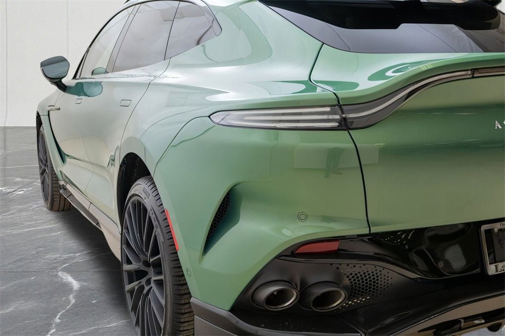 New 2025 Aston Martin DBX 707 image 14
