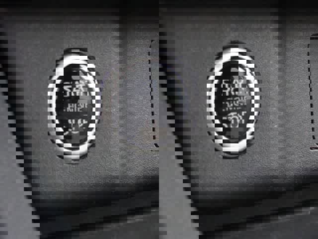 Used 2023 Nissan Rogue SV FWD image 27