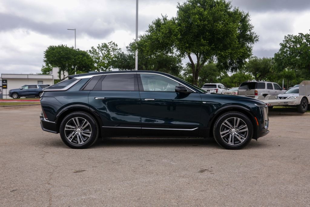 Certified 2024 Cadillac Lyriq Luxury w/ Nappa Leather Package image 5