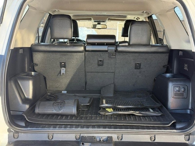 Used 2017 Toyota 4Runner Limited image 9