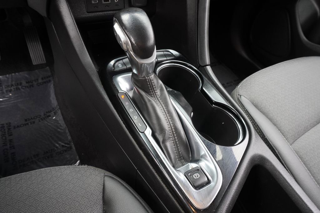 Used 2023 Buick Encore GX Select image 18