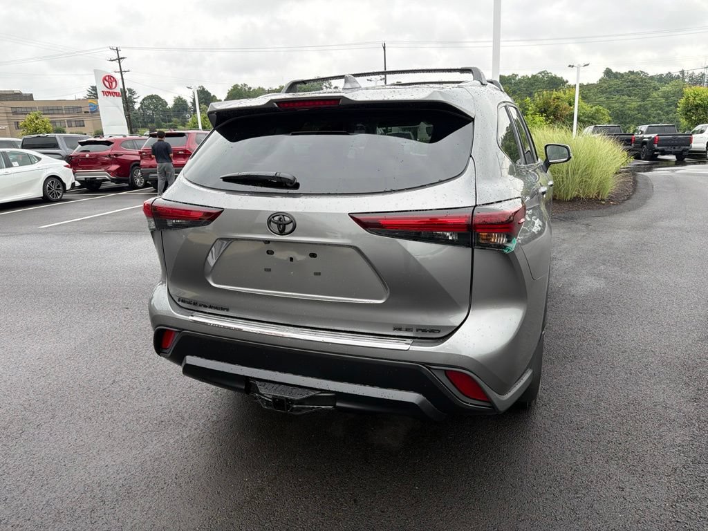 New 2026 Toyota Highlander XLE AWD/4WD image 4