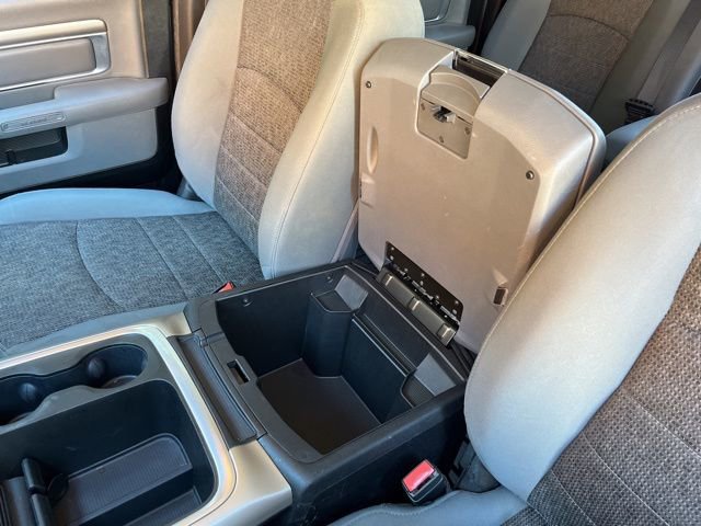 Used 2018 RAM 1500 SLT image 26