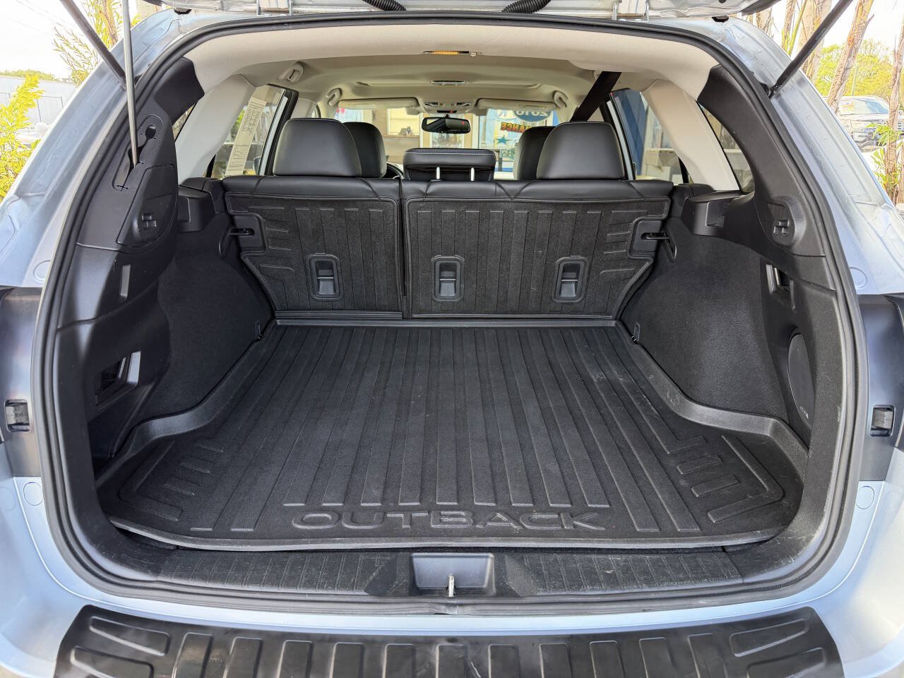 Used 2016 Subaru Outback 2.5i Limited AWD/4WD image 8