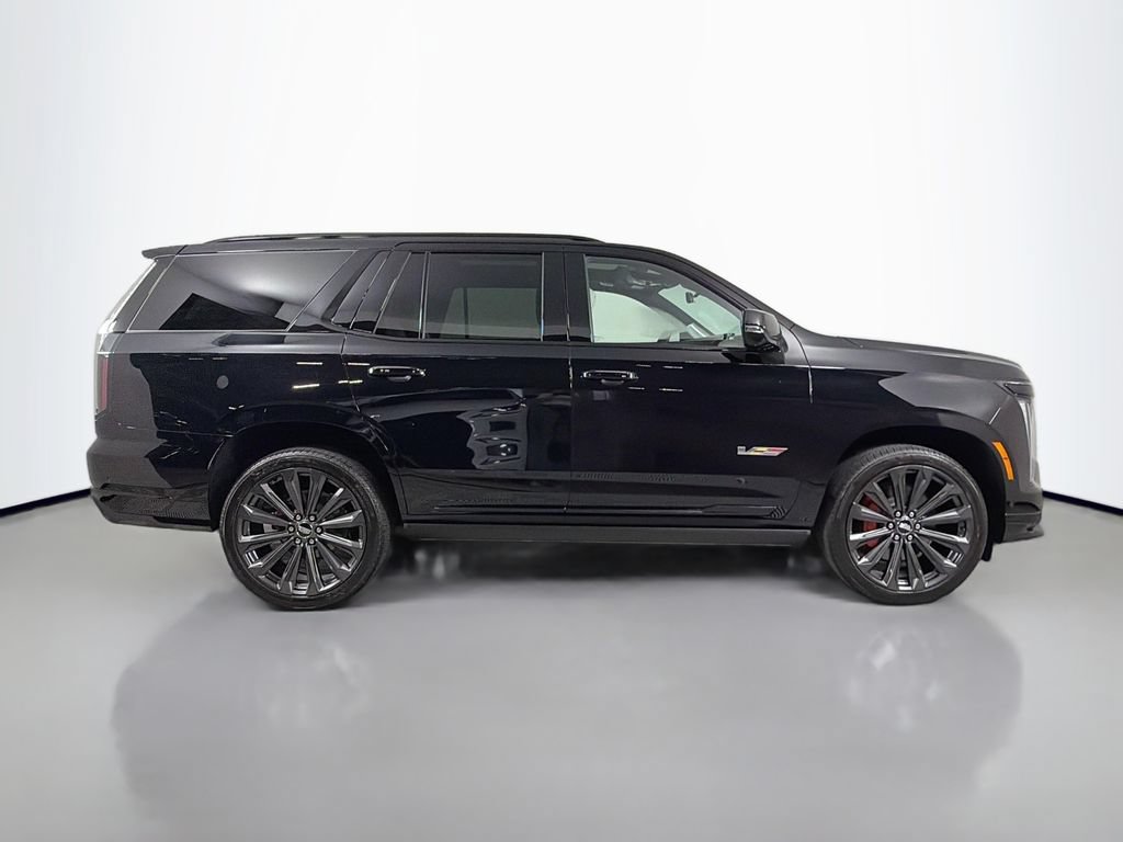 Used 2025 Cadillac Escalade V AWD/4WD image 4