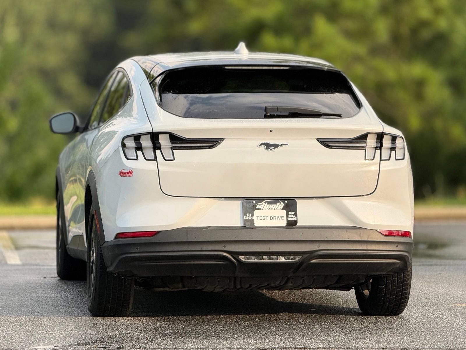Used 2022 Ford Mustang Mach-E Select AWD/4WD image 5