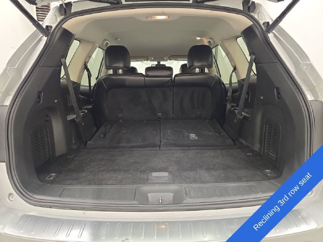 Used 2018 Nissan Pathfinder SL FWD image 16