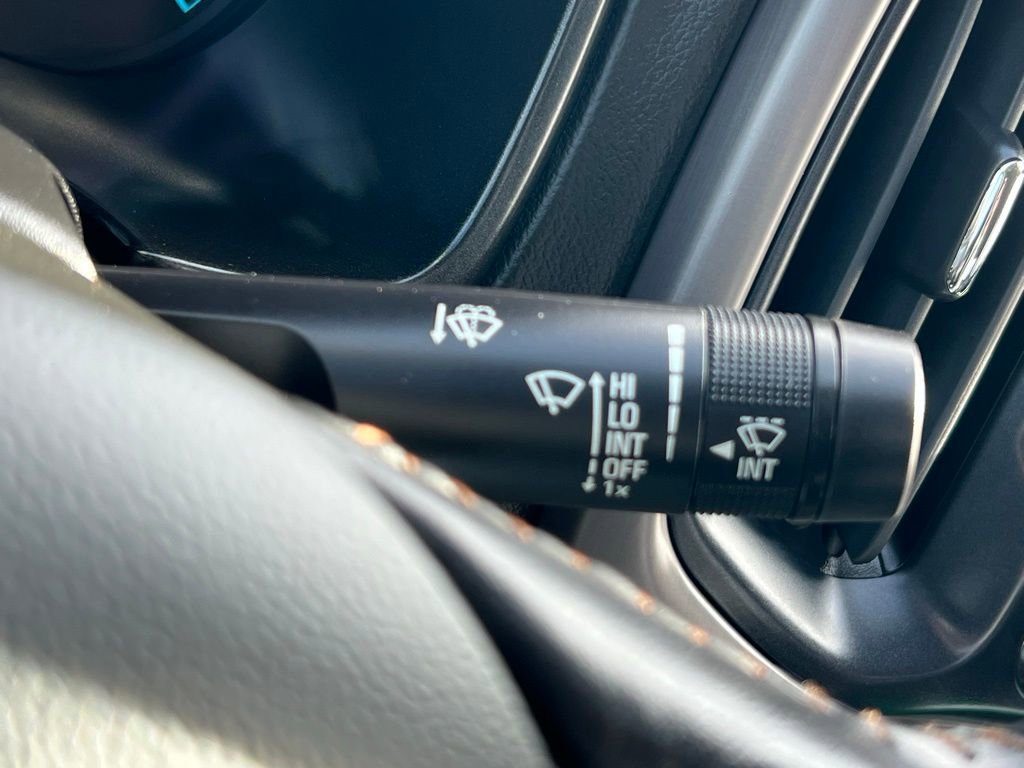 Used 2022 GMC Canyon AT4 image 32