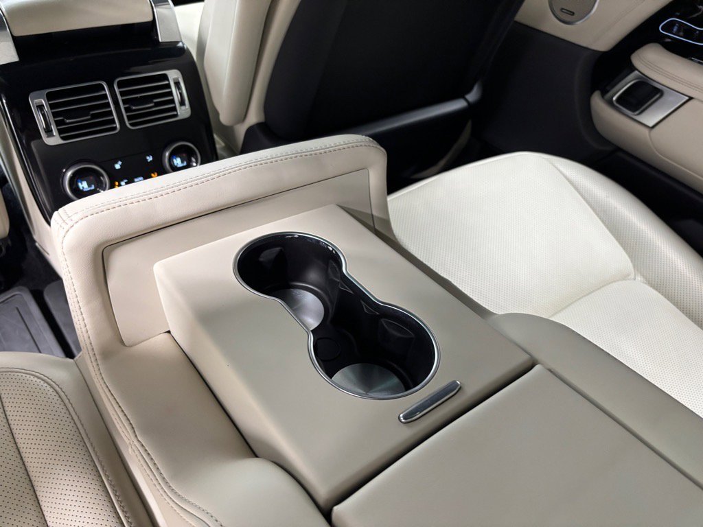 Used 2022 Land Rover Range Rover Westminster Edition image 25