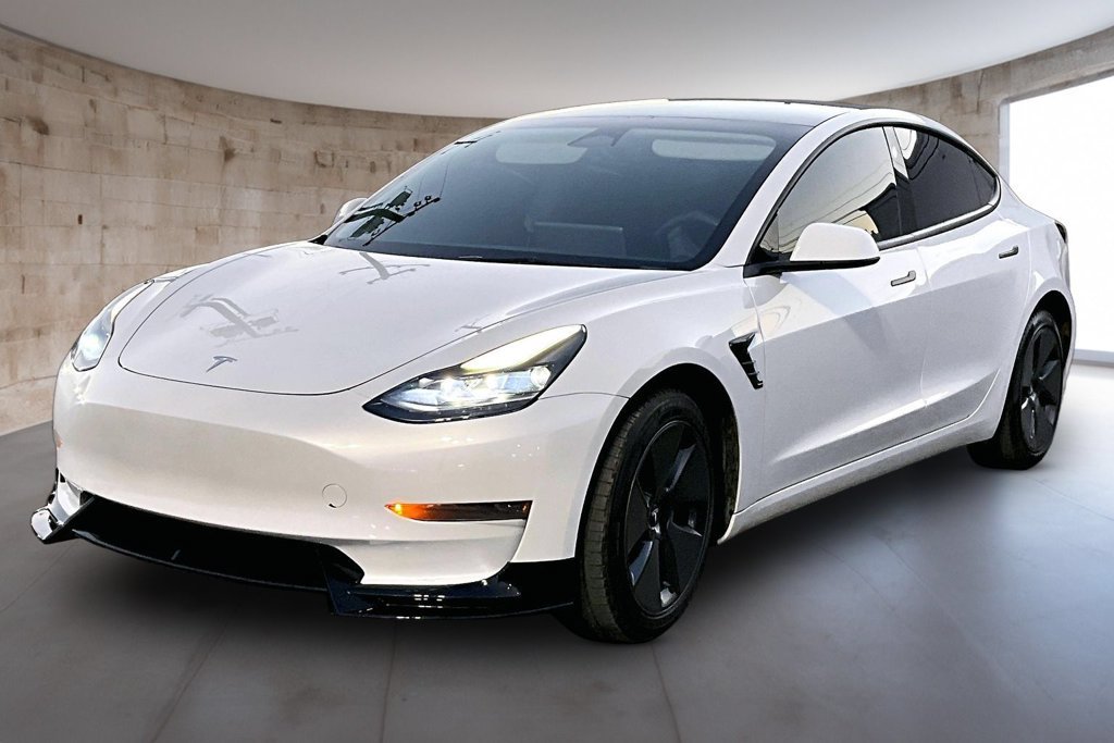 Used 2023 Tesla Model 3 Standard Range RWD image 13
