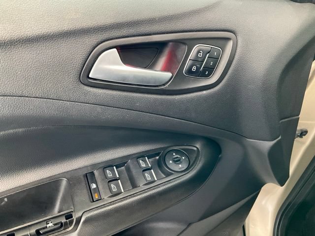 Used 2017 Ford Escape Titanium FWD image 5
