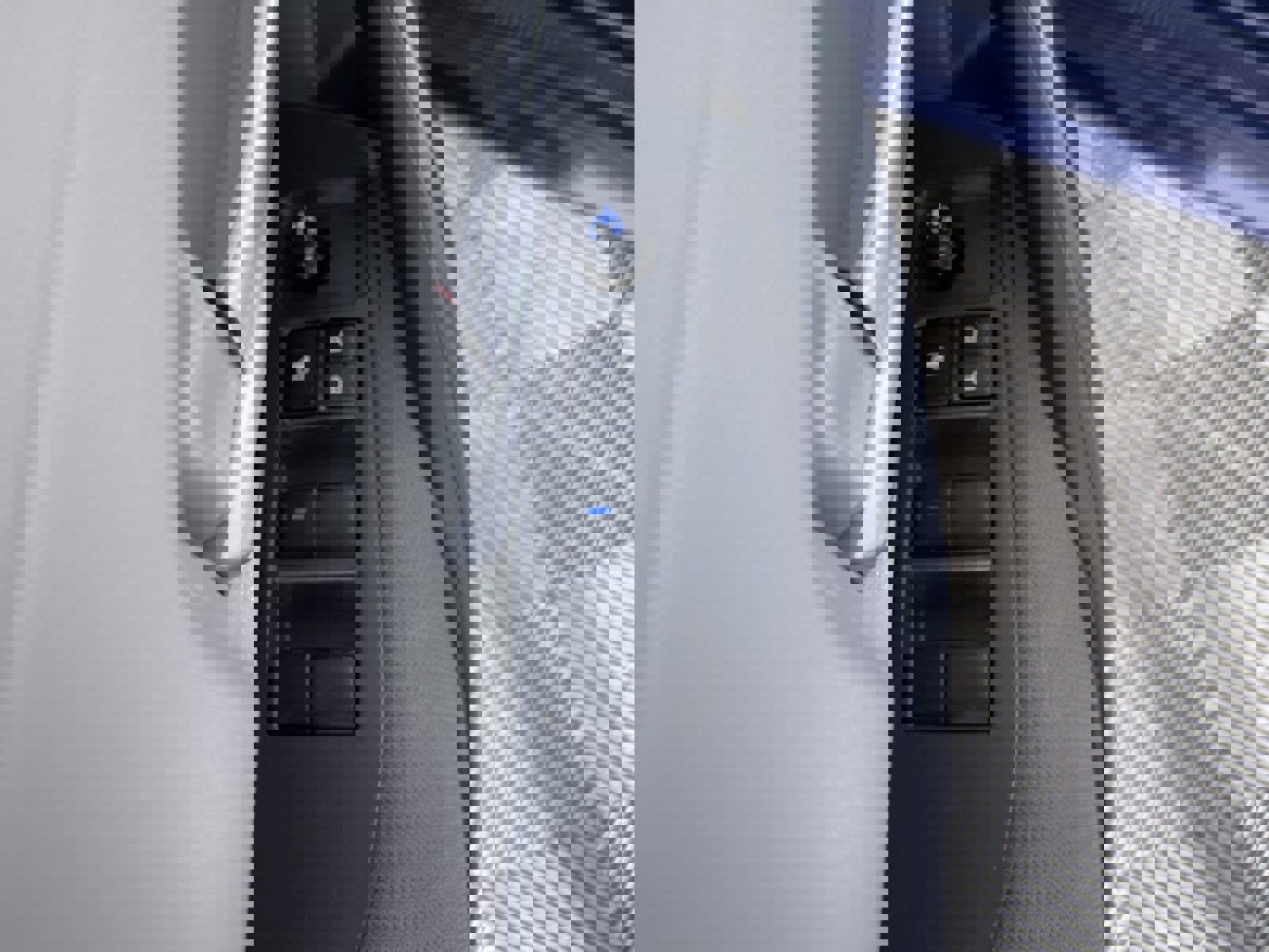 Used 2021 Toyota Corolla LE image 14