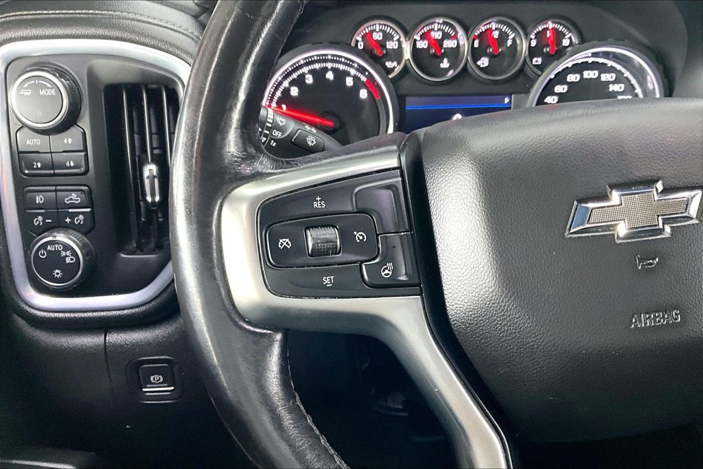 Used 2021 Chevrolet Silverado 1500 RST w/ Convenience Package II AWD/4WD image 11