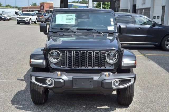 New 2026 Jeep Gladiator Sport AWD/4WD image 3