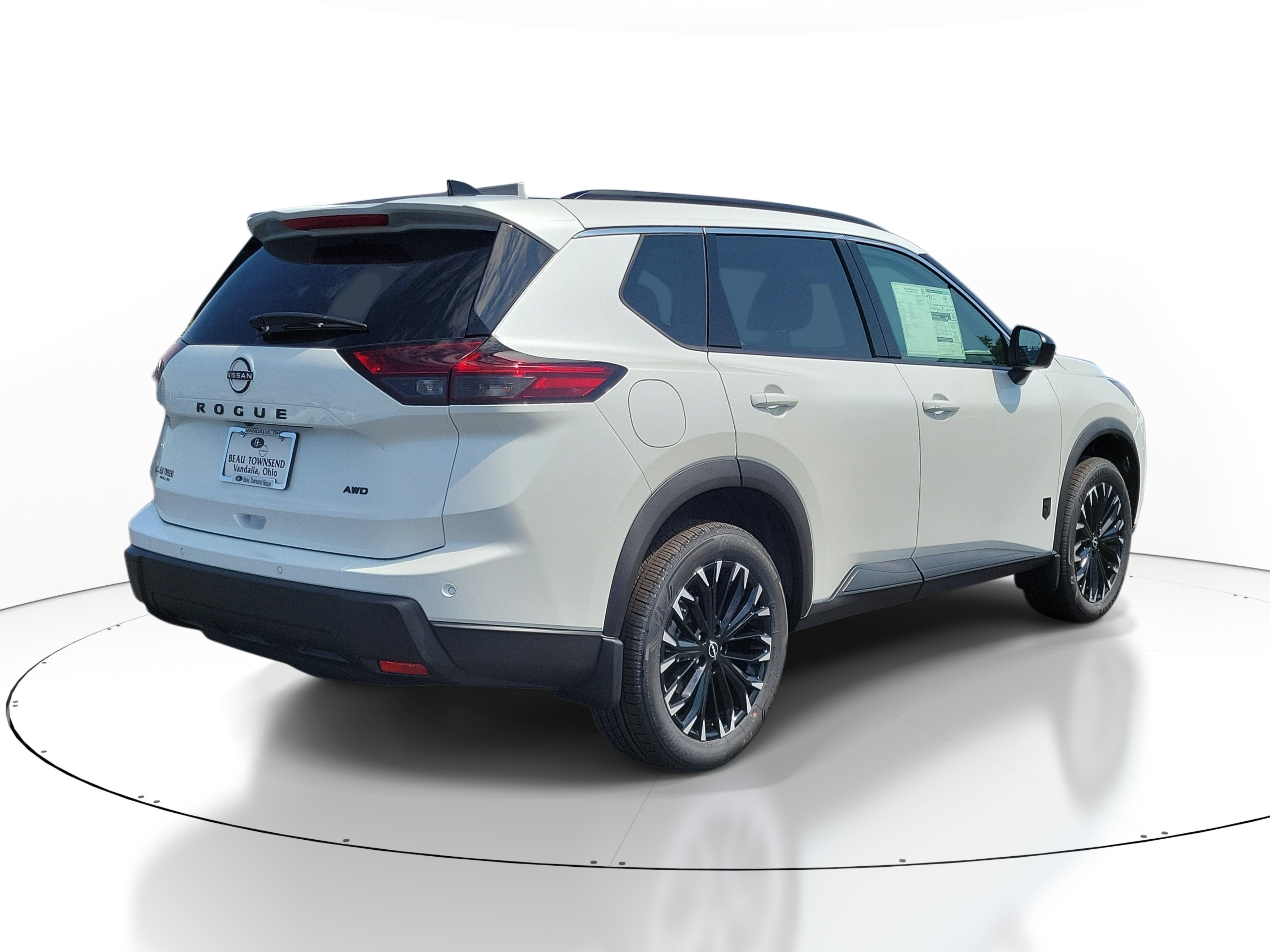 New 2026 Nissan Rogue Dark Armor AWD/4WD image 4