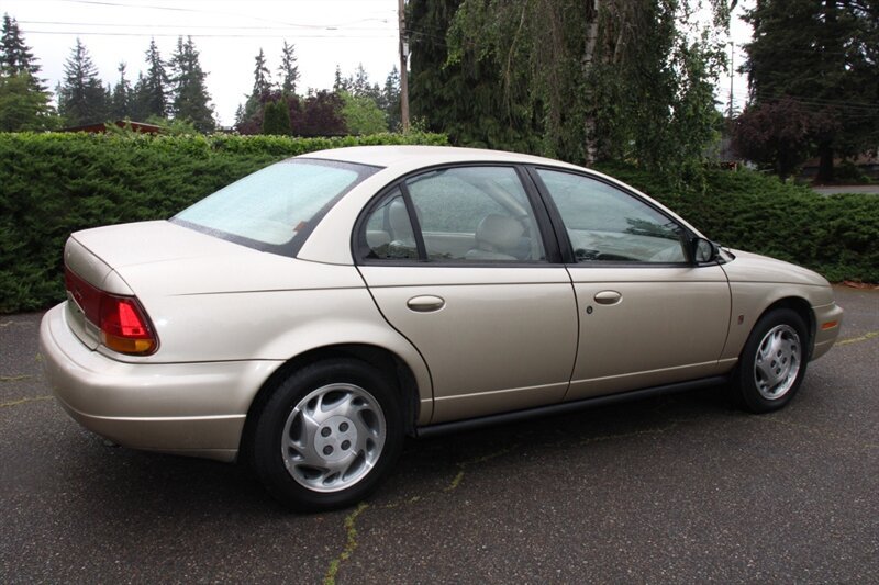 Used 1996 Saturn S-Series SL2 FWD image 3