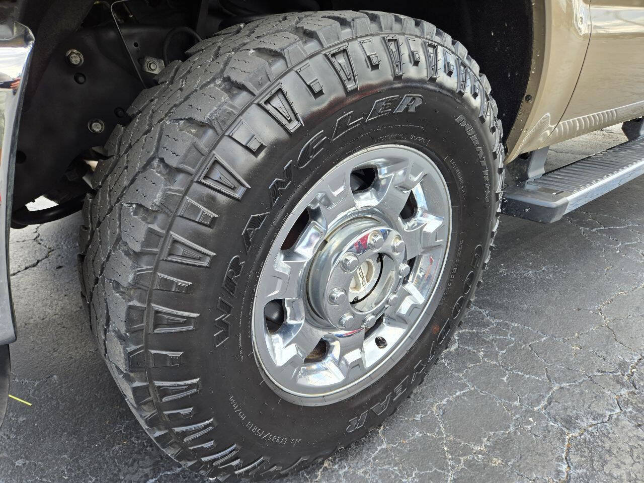 Used 2012 Ford F250 XLT w/ XLT Premium Pkg AWD/4WD image 12