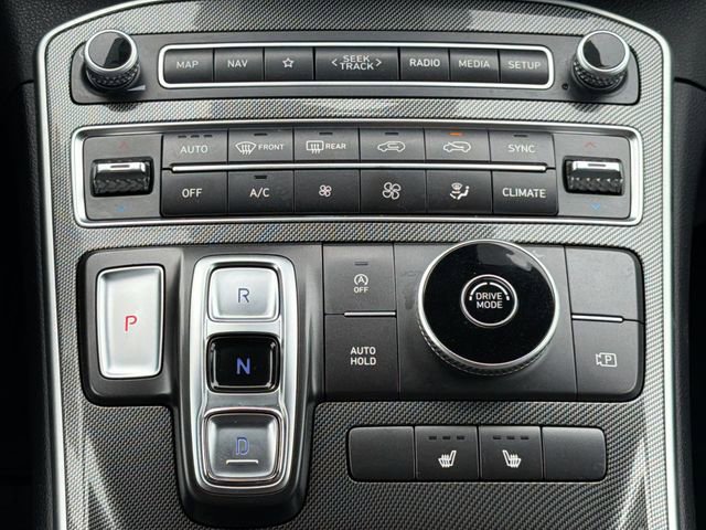 Used 2023 Hyundai Santa Fe SEL image 18