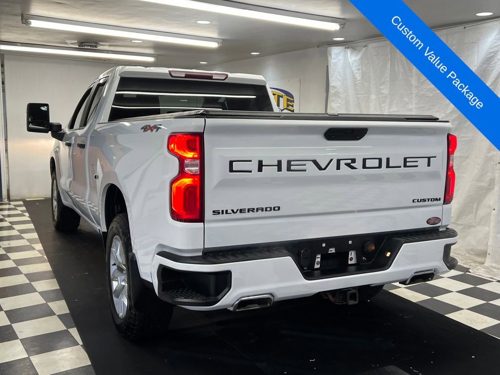 Used 2021 Chevrolet Silverado 1500 Custom w/ LPO, Dark Essentials Package image 10