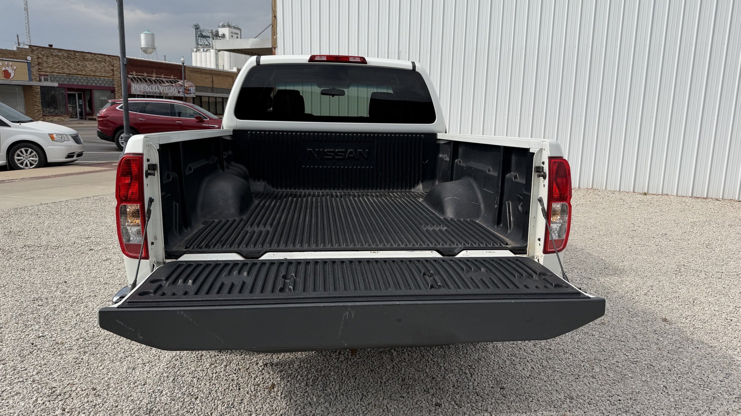 Used 2014 Nissan Frontier S w/ S Preferred Package RWD image 5