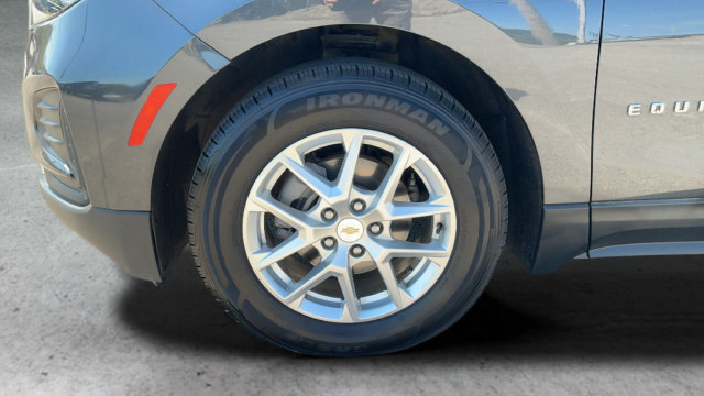 Used 2022 Chevrolet Equinox LS w/ LS Convenience Package FWD image 25