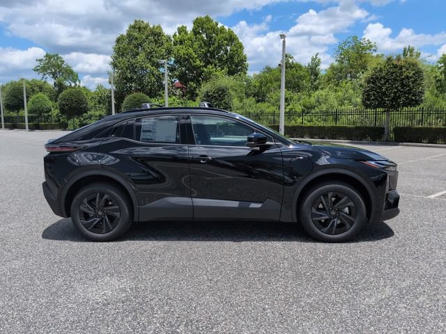 New 2026 Toyota C-HR w/ Cold Weather Package AWD/4WD image 3