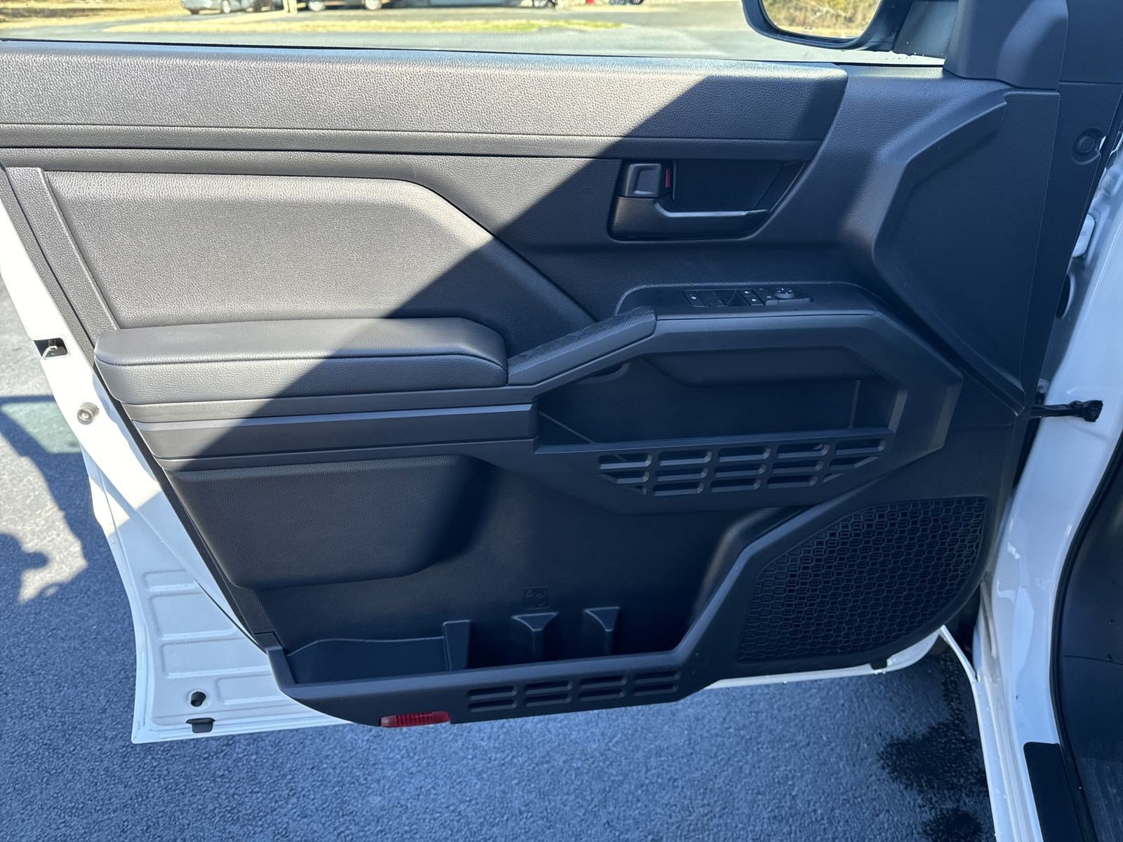 New 2024 Toyota Tacoma SR w/ Towing Package RWD image 22