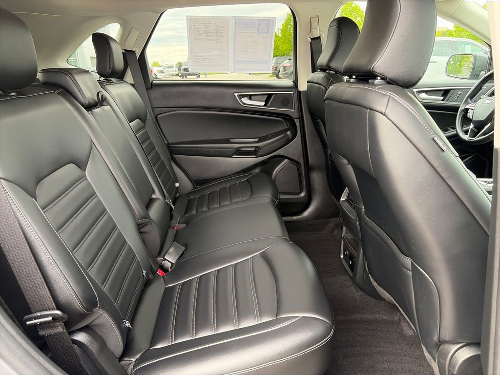 Used 2024 Ford Edge SEL w/ Convenience Package AWD/4WD image 32