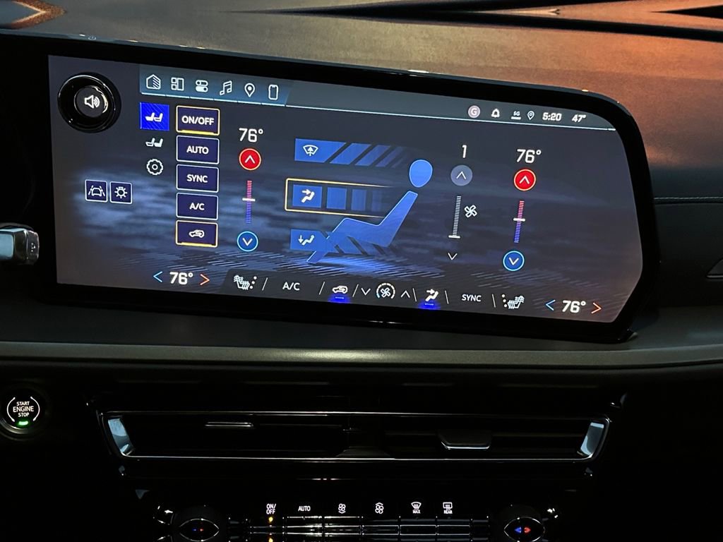 New 2026 Chevrolet Traverse LT image 17