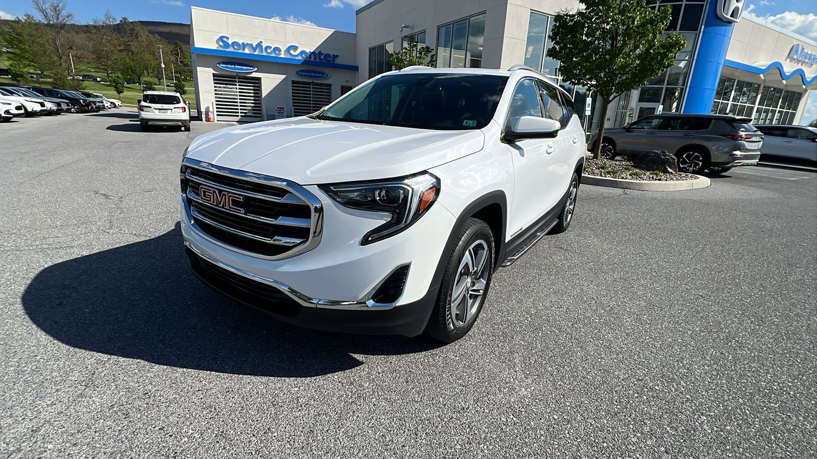 Used 2018 GMC Terrain SLT w/ Infotainment Package II AWD/4WD image 8
