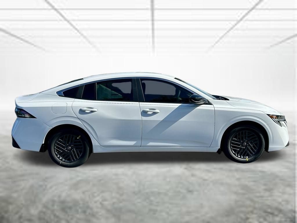 New 2026 Nissan Sentra SV w/ SV Convenience Package FWD image 4