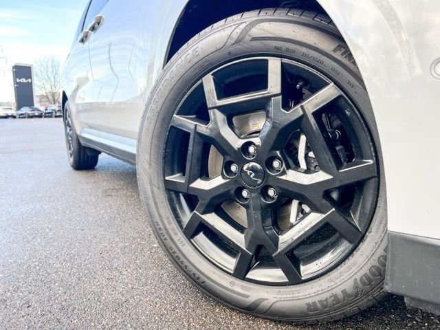 New 2026 Kia Carnival SX Prestige image 2