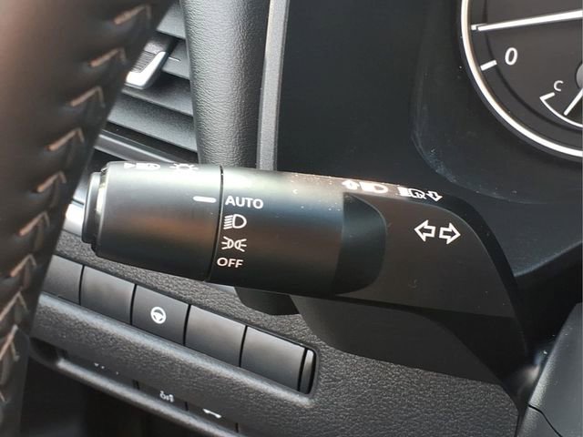 Used 2026 Nissan Rogue SV AWD/4WD image 23