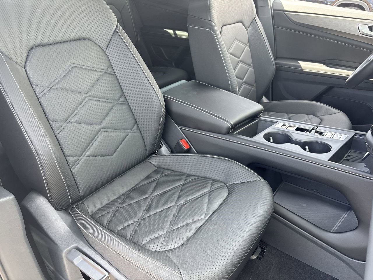 New 2026 Volkswagen Atlas Cross Sport SE image 7