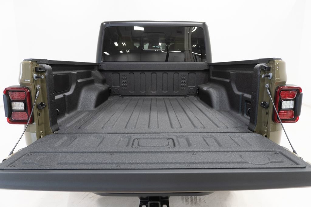 New 2026 Jeep Gladiator Sport image 22