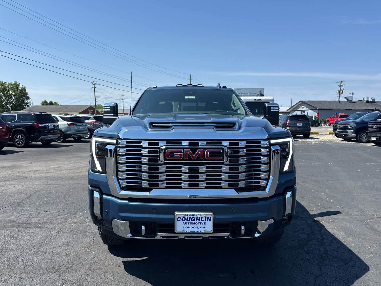 New 2026 GMC Sierra 3500 Denali w/ Denali Reserve Package AWD/4WD image 8
