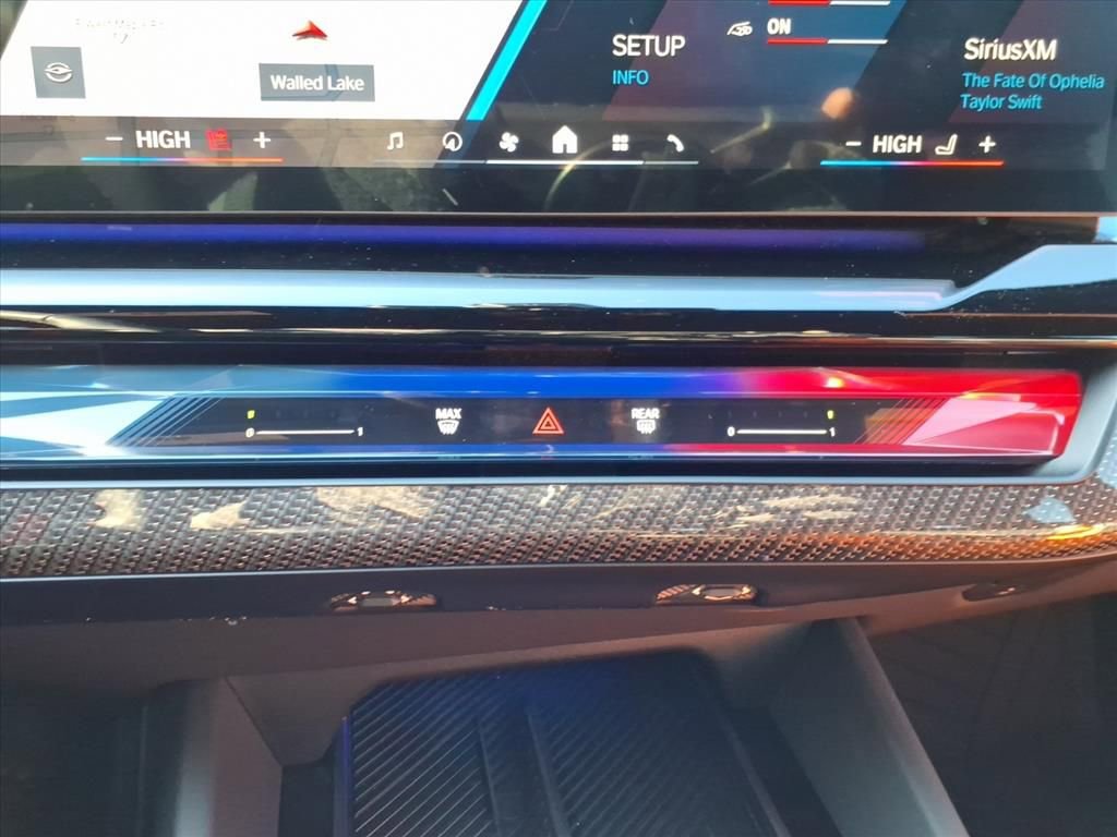 Used 2025 BMW M5 Touring w/ M Driver's Package image 14