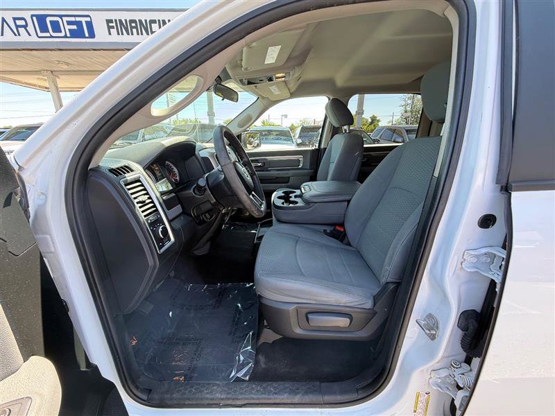 Used 2017 RAM 1500 Classic SLT AWD/4WD image 18
