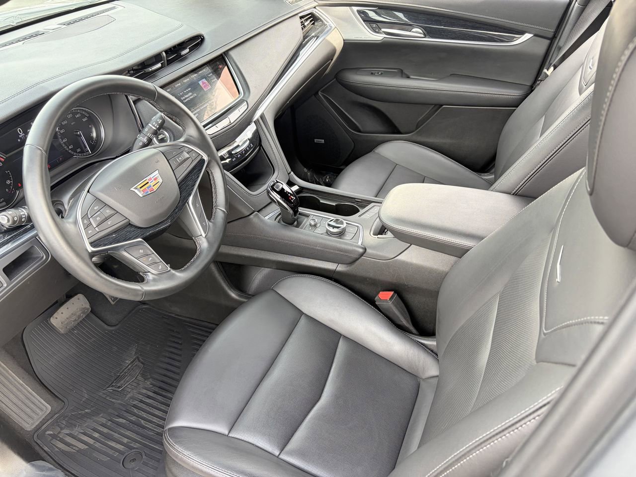 Certified 2025 Cadillac XT5 Premium Luxury image 19