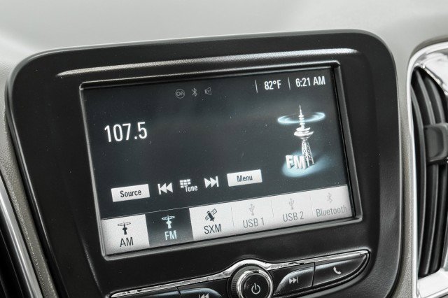 Used 2016 Chevrolet Malibu LT image 25