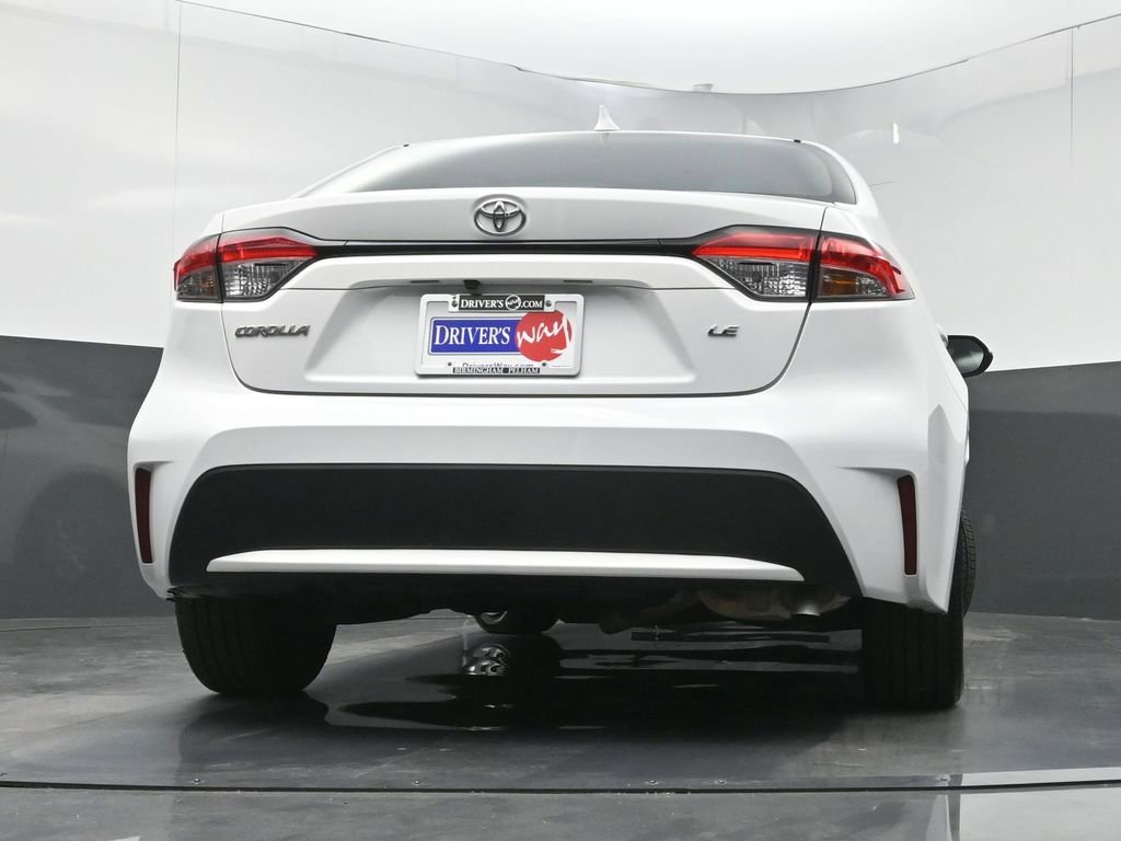 Used 2022 Toyota Corolla LE FWD image 27