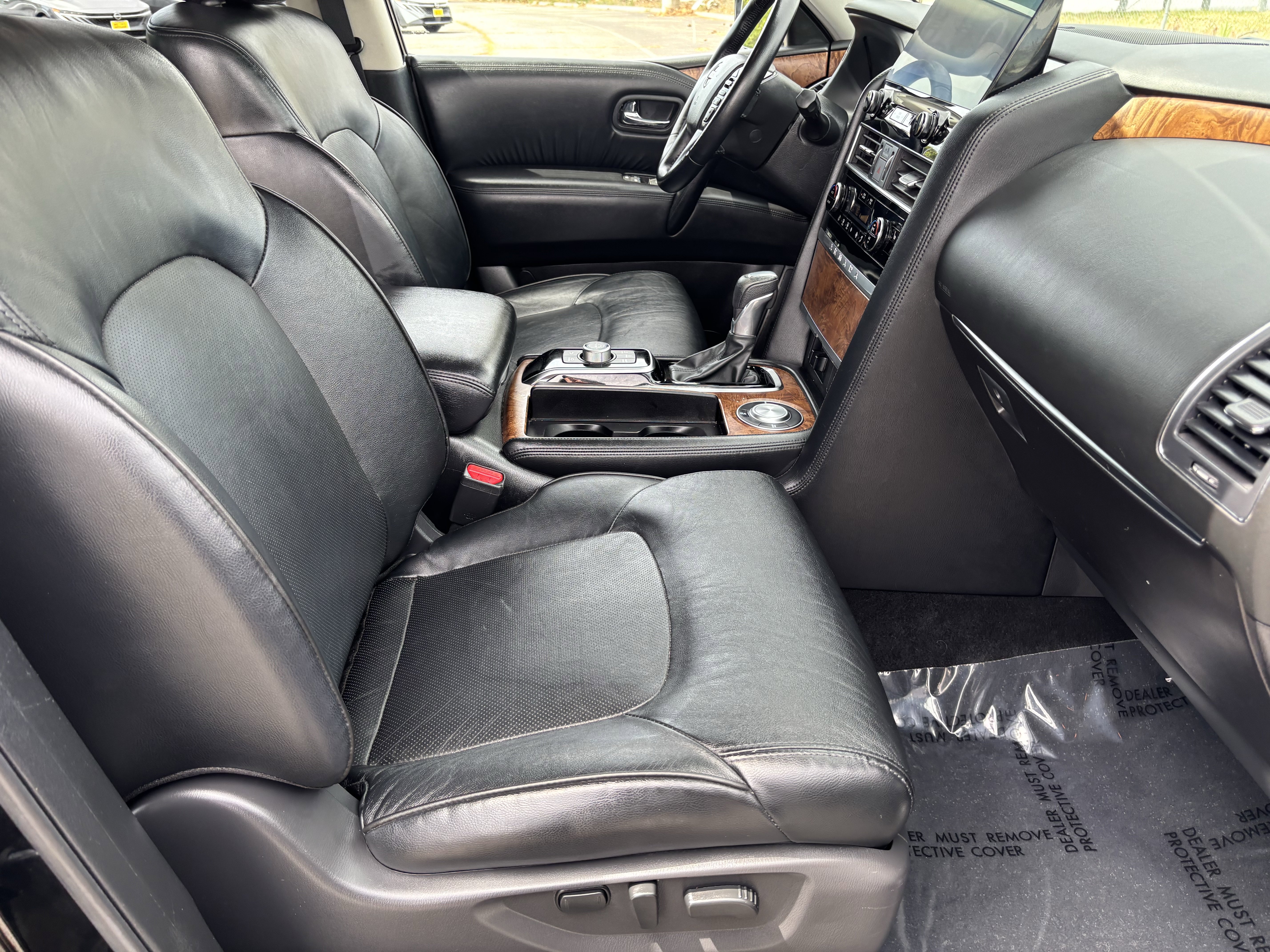 Used 2024 Nissan Armada SL w/ Captain's Chairs Package RWD image 11