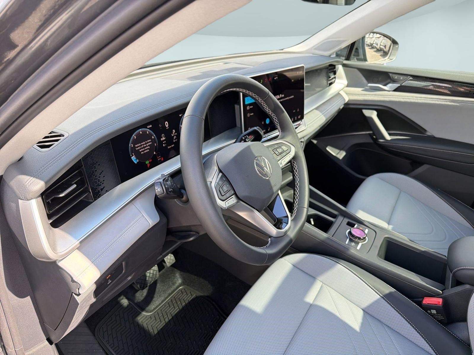 New 2026 Volkswagen Tiguan SE AWD/4WD image 4