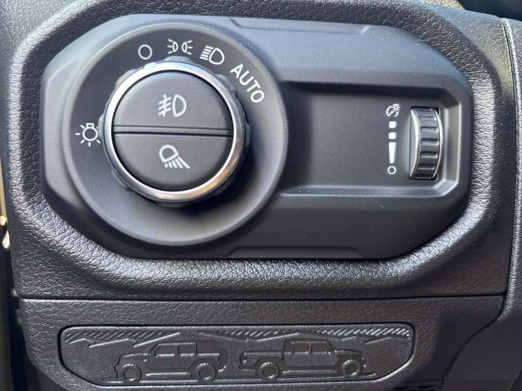 New 2026 Jeep Gladiator Willys AWD/4WD image 29