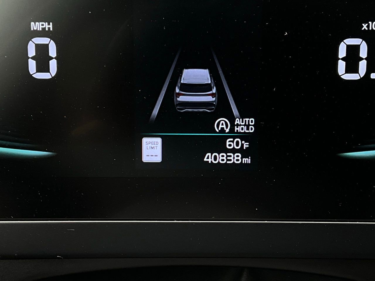 Used 2025 Kia Sportage LX FWD image 36