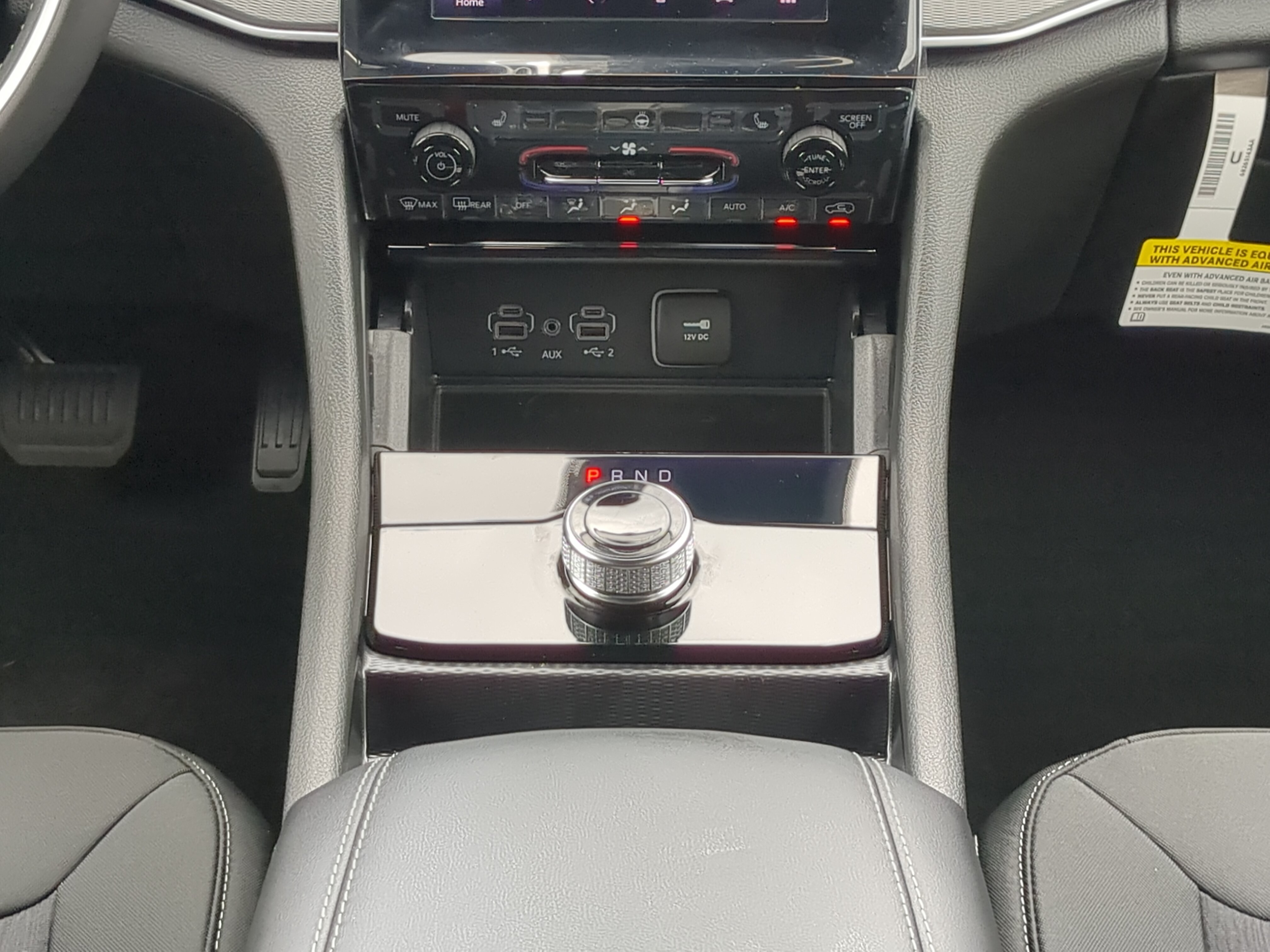 New 2026 Jeep Grand Cherokee Laredo X RWD image 17
