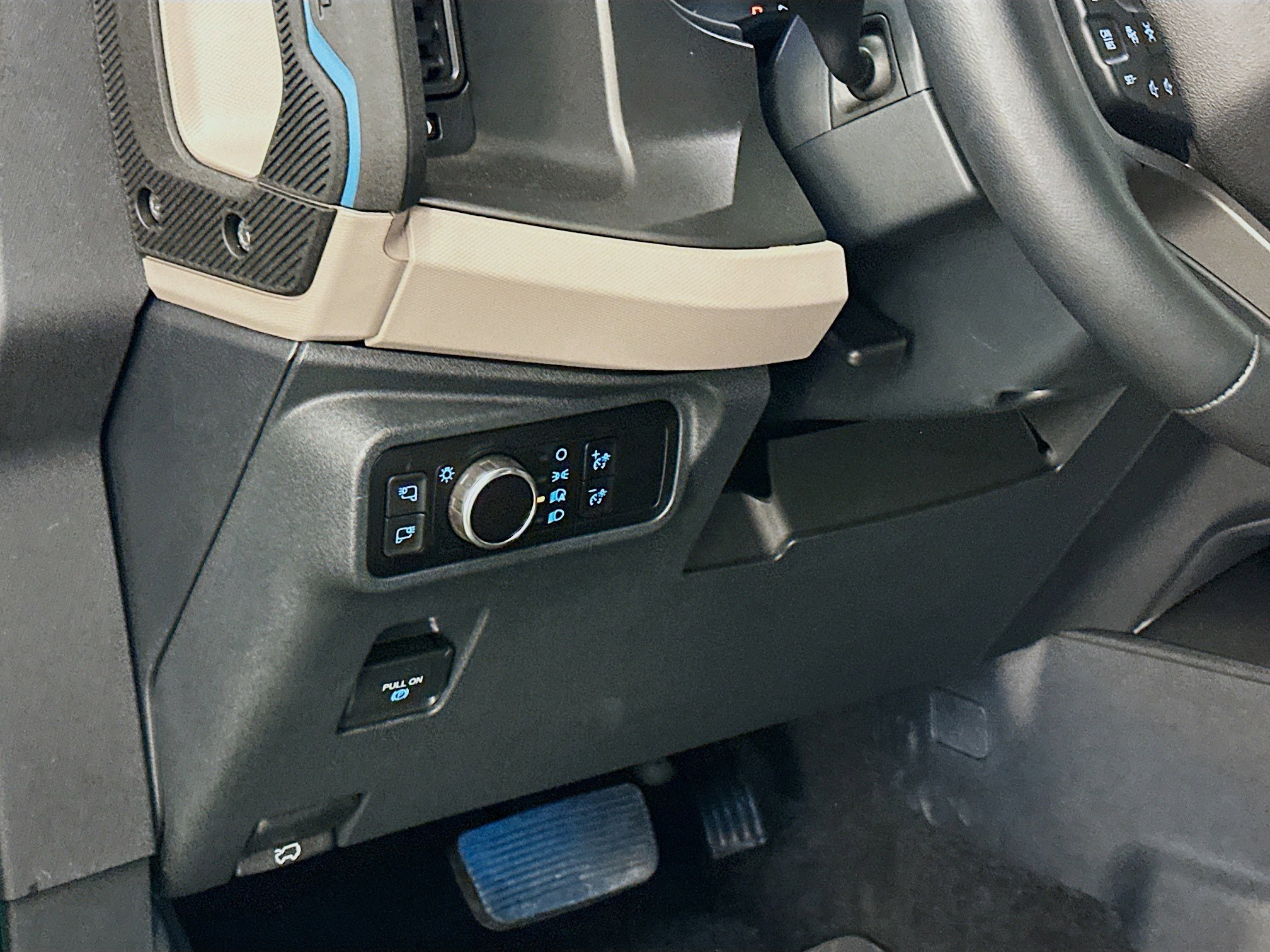 Used 2023 Ford Bronco Wildtrak image 17