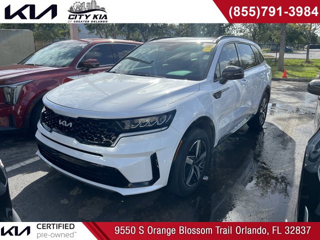 Certified 2022 Kia Sorento S w/ Panoramic Sunroof Package