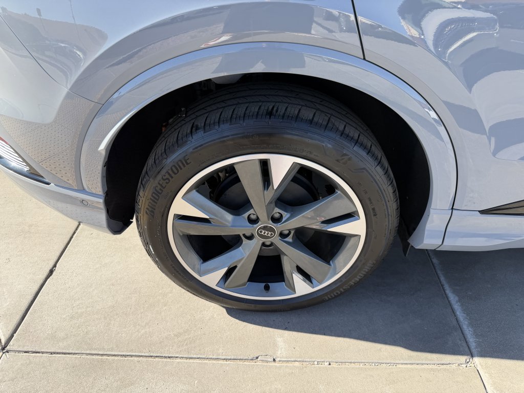 Used 2023 Audi Q4 e-tron Prestige w/ Black Optic Package image 15